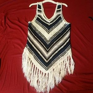 Blue, grey, black, and white knit top